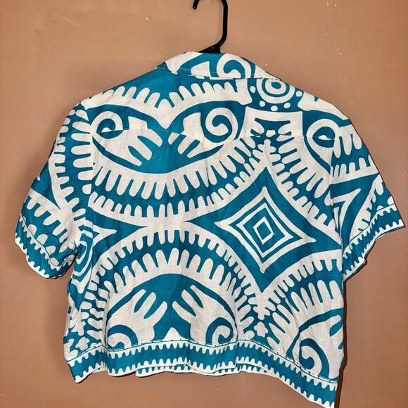 Haute Hippie Women's Short Sleeve Button Down Graphic Polo Tee - Size Medium - Picture 10 of 10